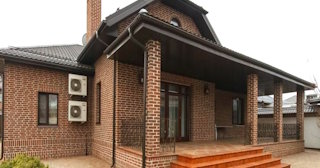 Строительство домов из кирпича с мансардой в Котласе | от 3625 рублей